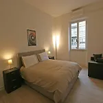 St. Peter\'S Dome Apartment